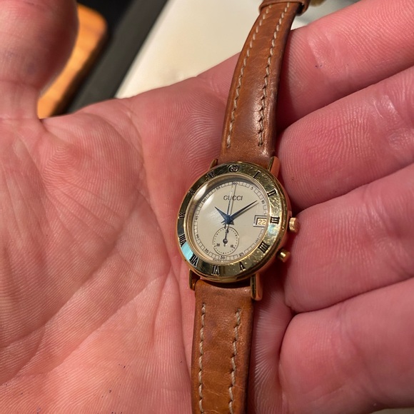 Gucci Vintage 3800L Ladies Chronograph Watch! New Battery! - Picture 3 of 12